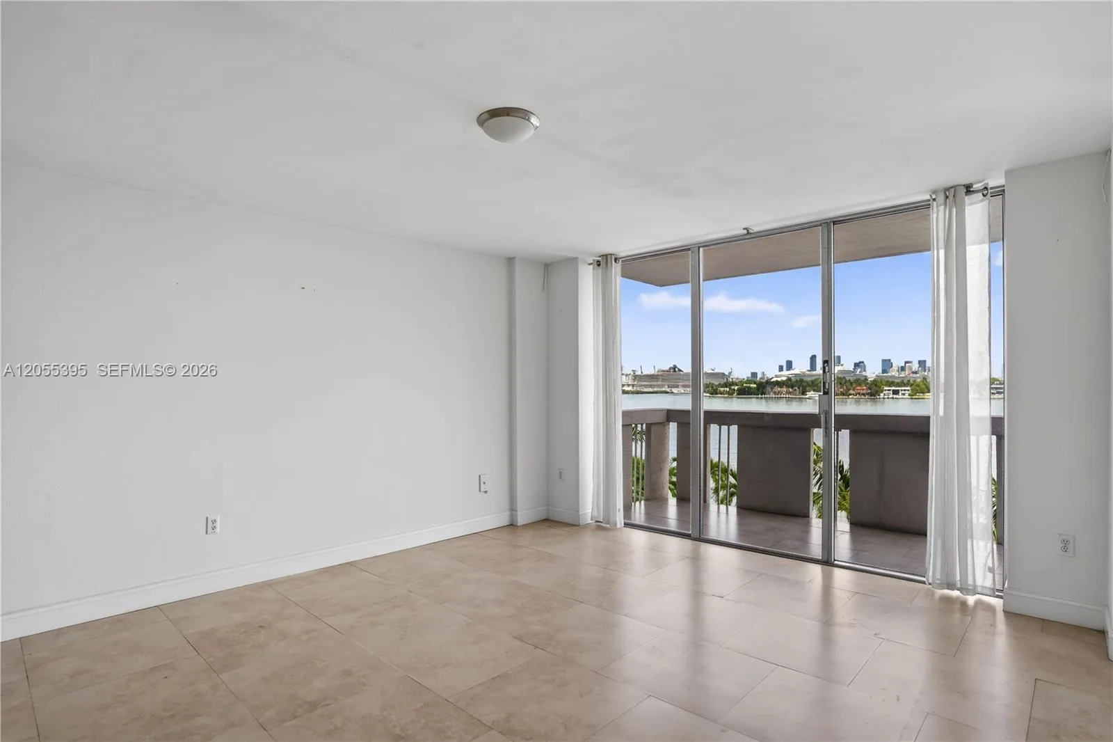 800 West Ave # 523, Miami Beach, FL 33139 photo 3