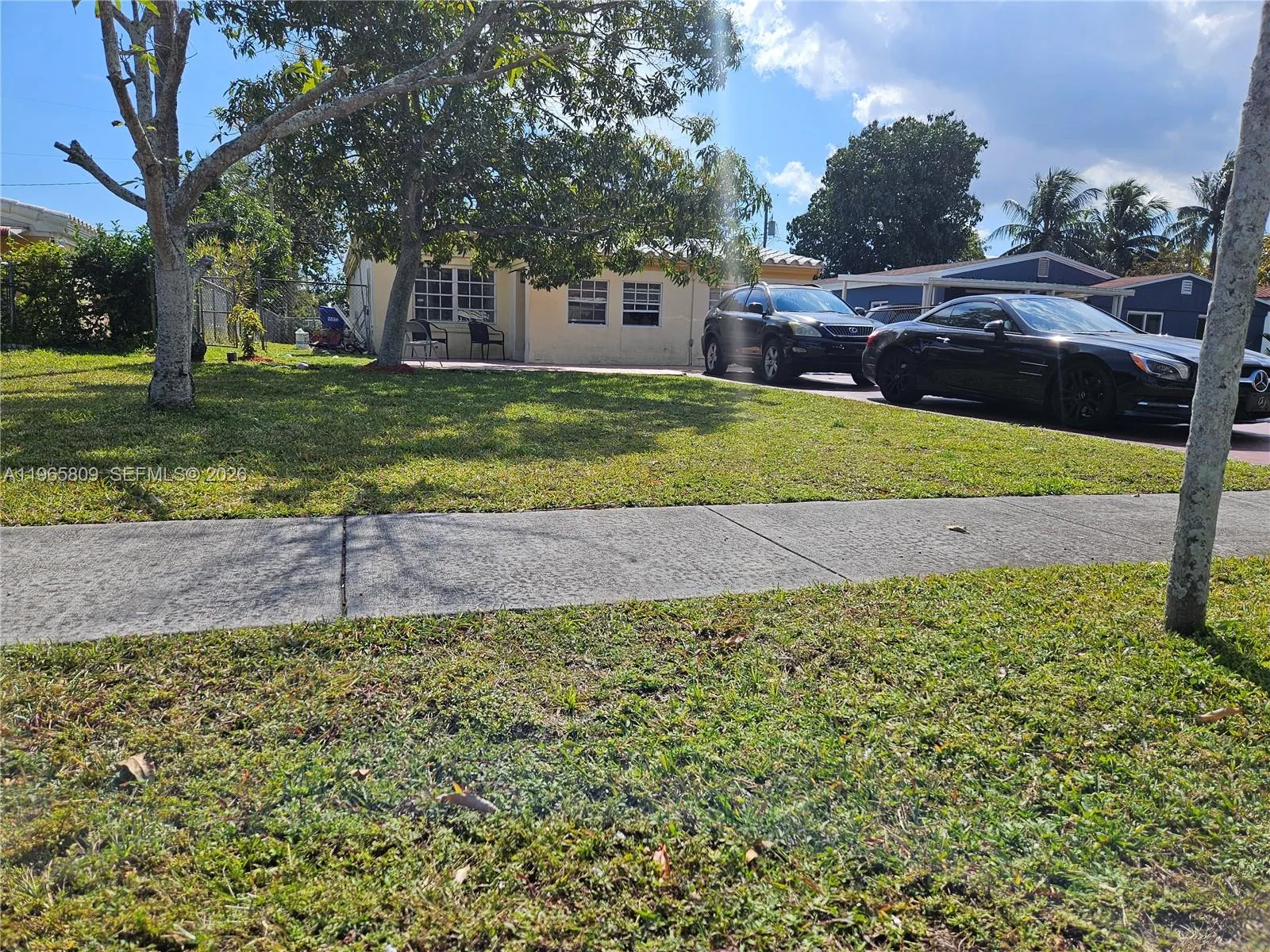 1232 NE 181st St, North Miami Beach, FL 33162 photo 2