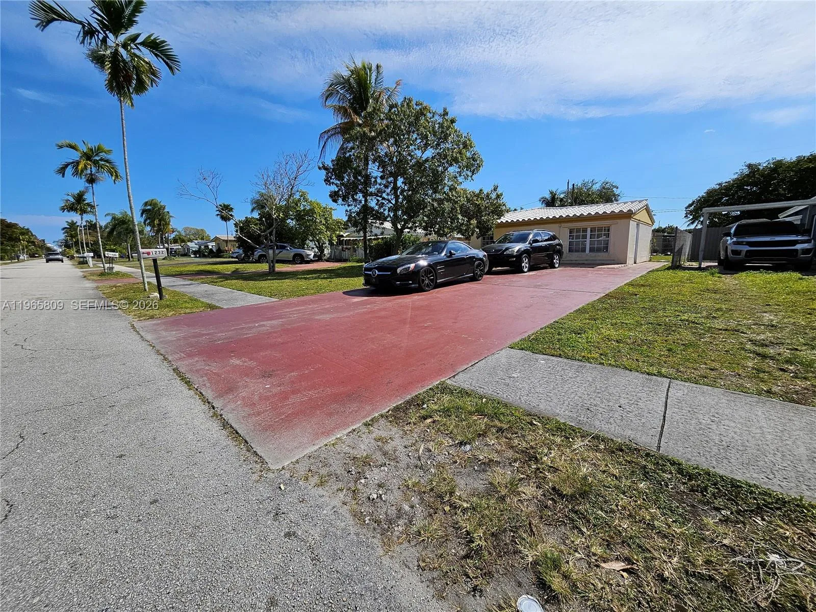 1232 NE 181st St, North Miami Beach, FL 33162 photo 4