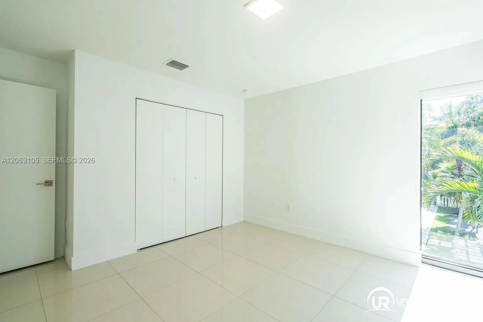 1971 Bay Dr # 124, Miami Beach, FL 33141 photo 4