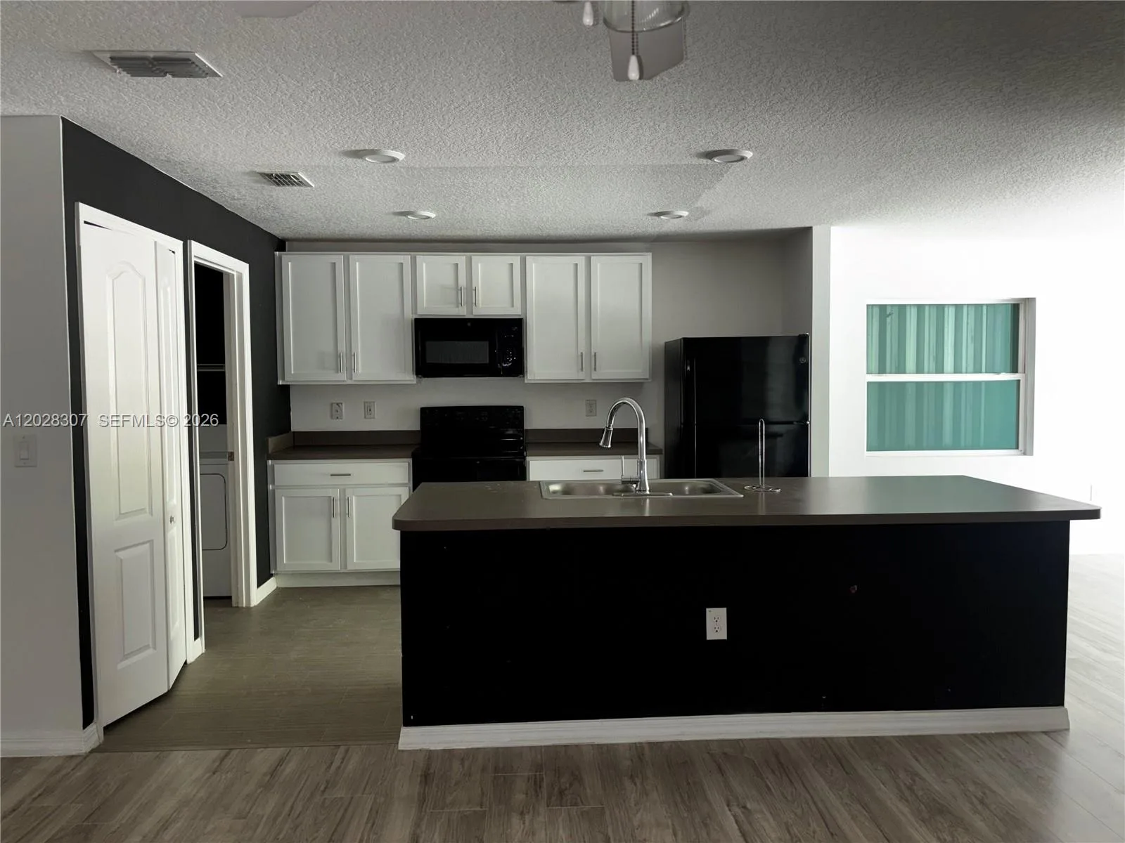 2650 DE GROODT RD SW, Palm Bay, FL 32908 photo 2
