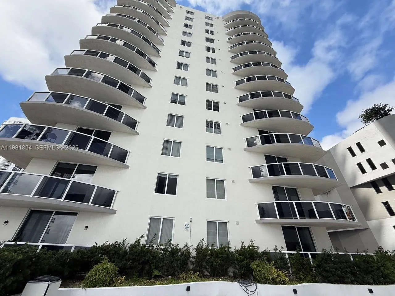 601 NE 23rd St # 605, Miami, FL 33137