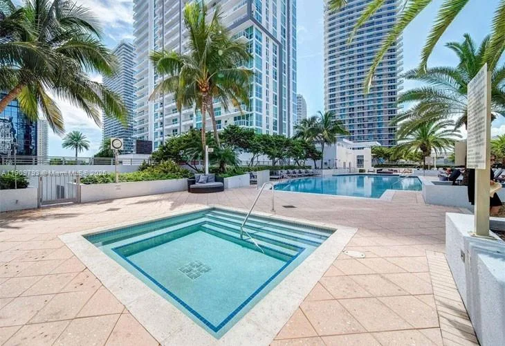 1060 Brickell Ave # 1701, Miami, FL 33131 photo 10