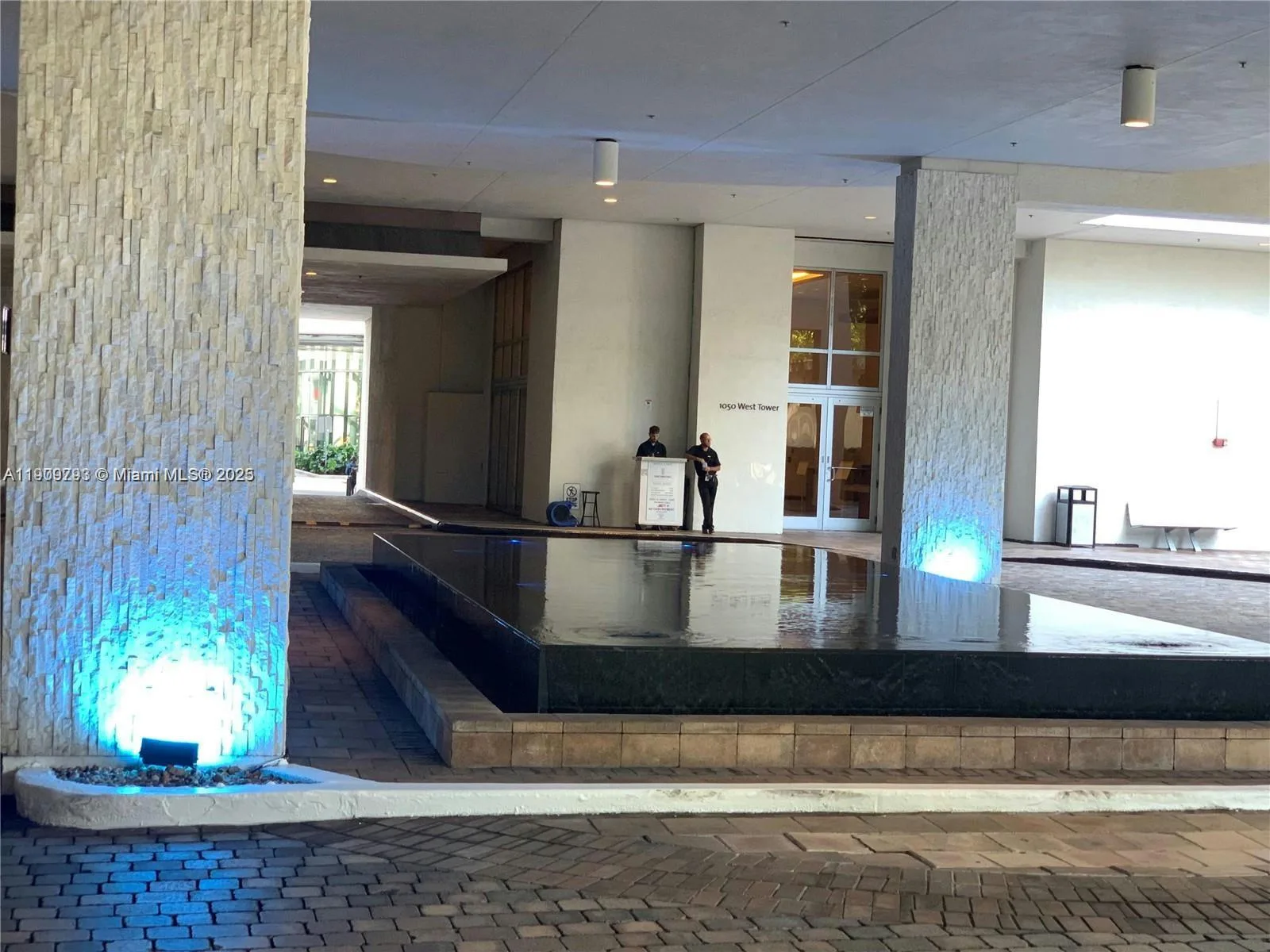 1060 Brickell Ave # 1701, Miami, FL 33131 photo 5