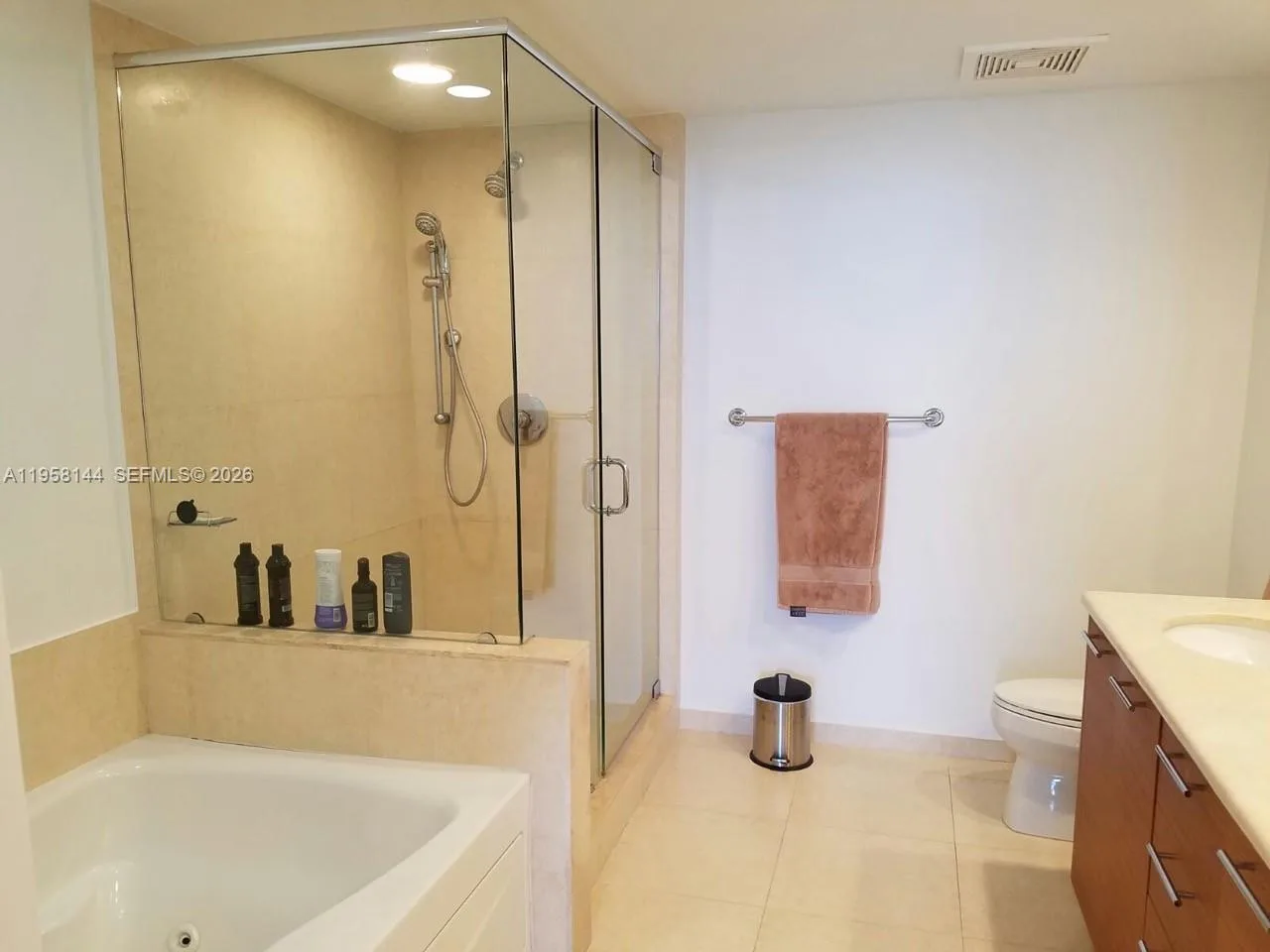 50 Biscayne Blvd # 2206, Miami, FL 33132 photo 10