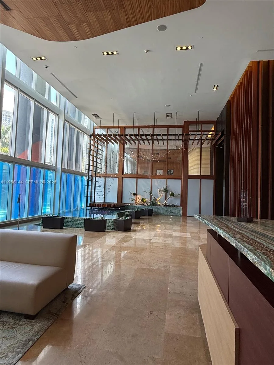 50 Biscayne Blvd # 2206, Miami, FL 33132 photo 2