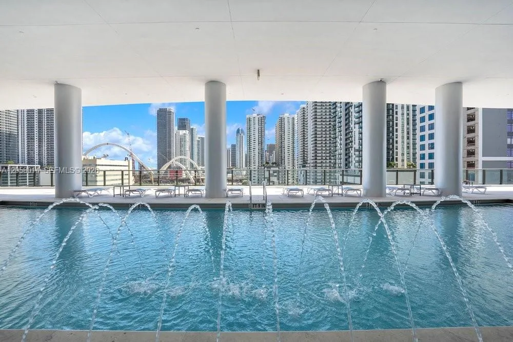 1600 NE 1st Ave # 2811, Miami, FL 33132 photo 11