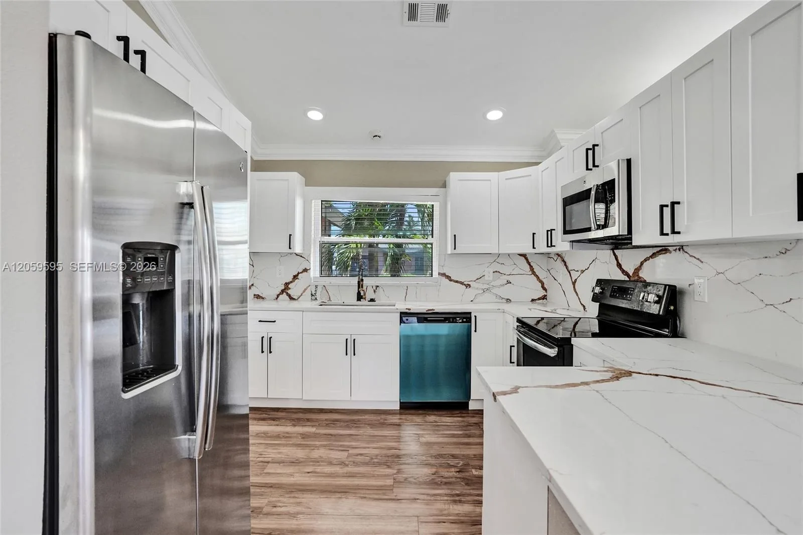 8204 SW 12th St, North Lauderdale, FL 33068 photo 5