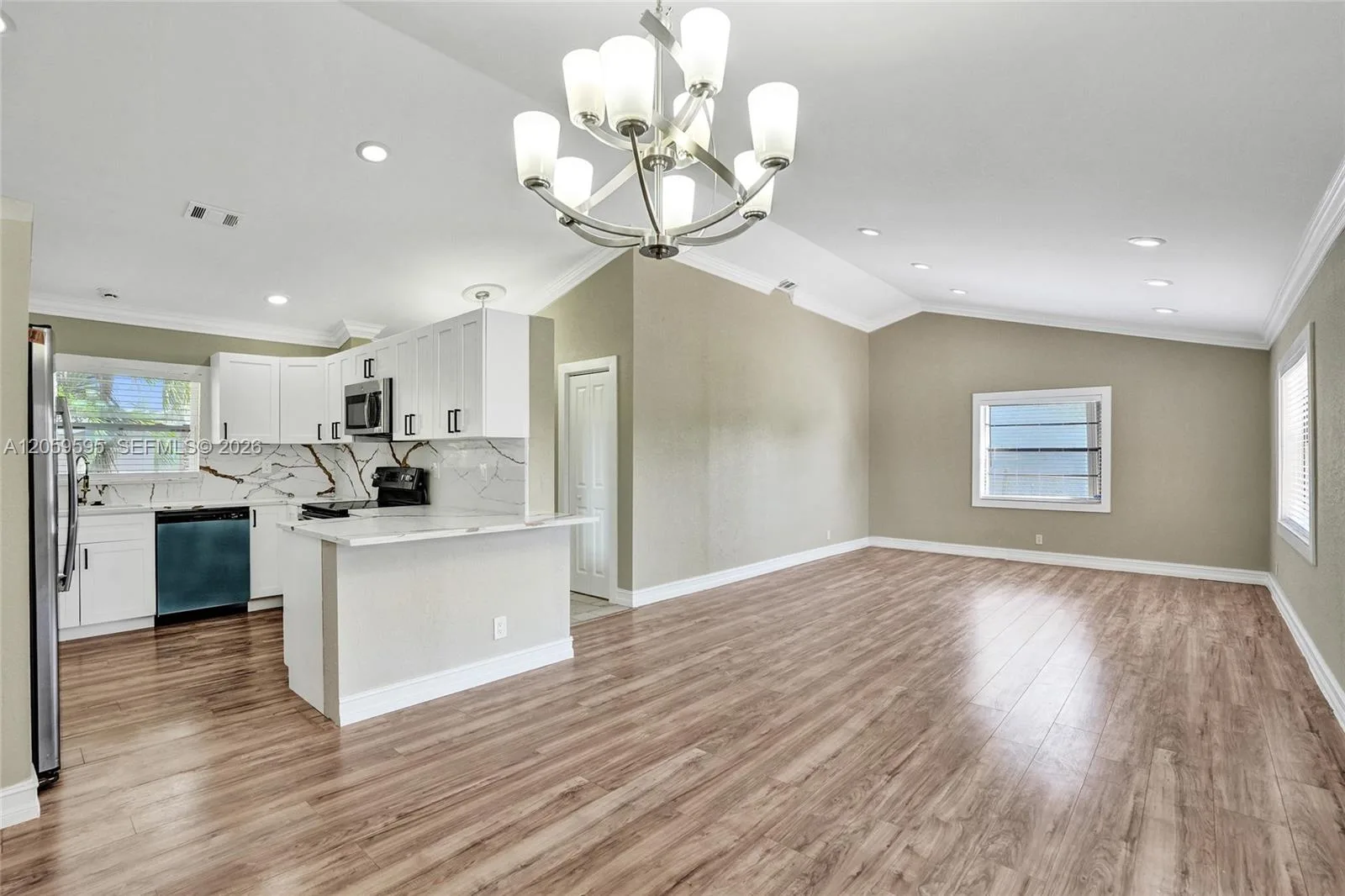 8204 SW 12th St, North Lauderdale, FL 33068 photo 7