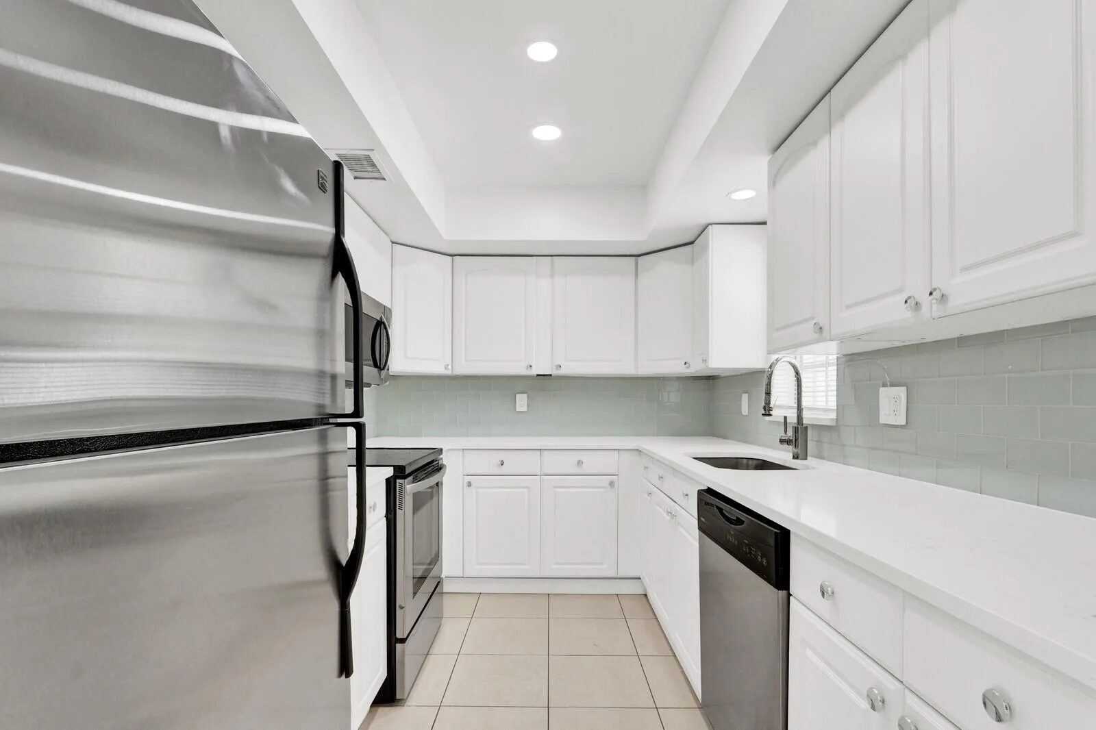 10249 N Military Trail # Apt 201, Palm Beach Gardens, FL 33410 photo 2