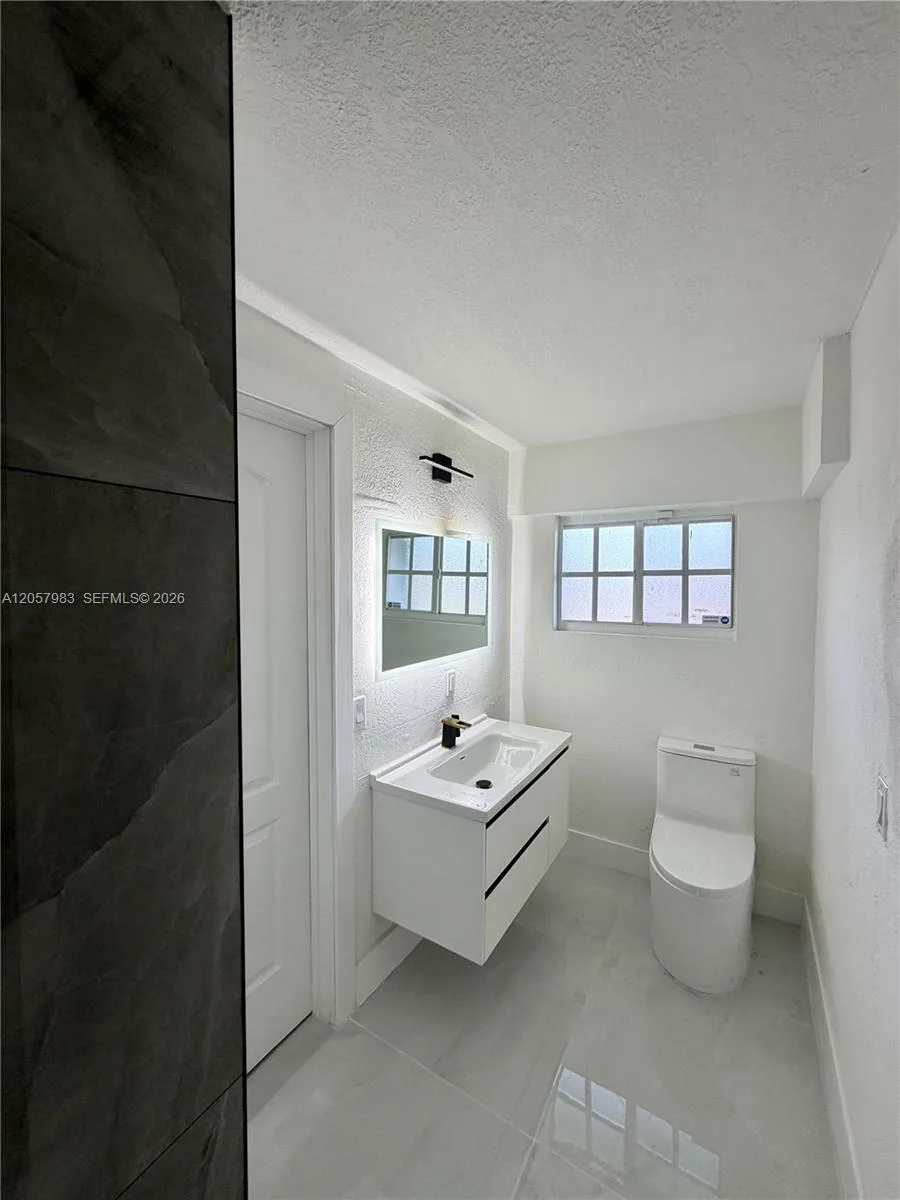 19730 NW 3rd Ct, Miami Gardens, FL 33169 photo 9