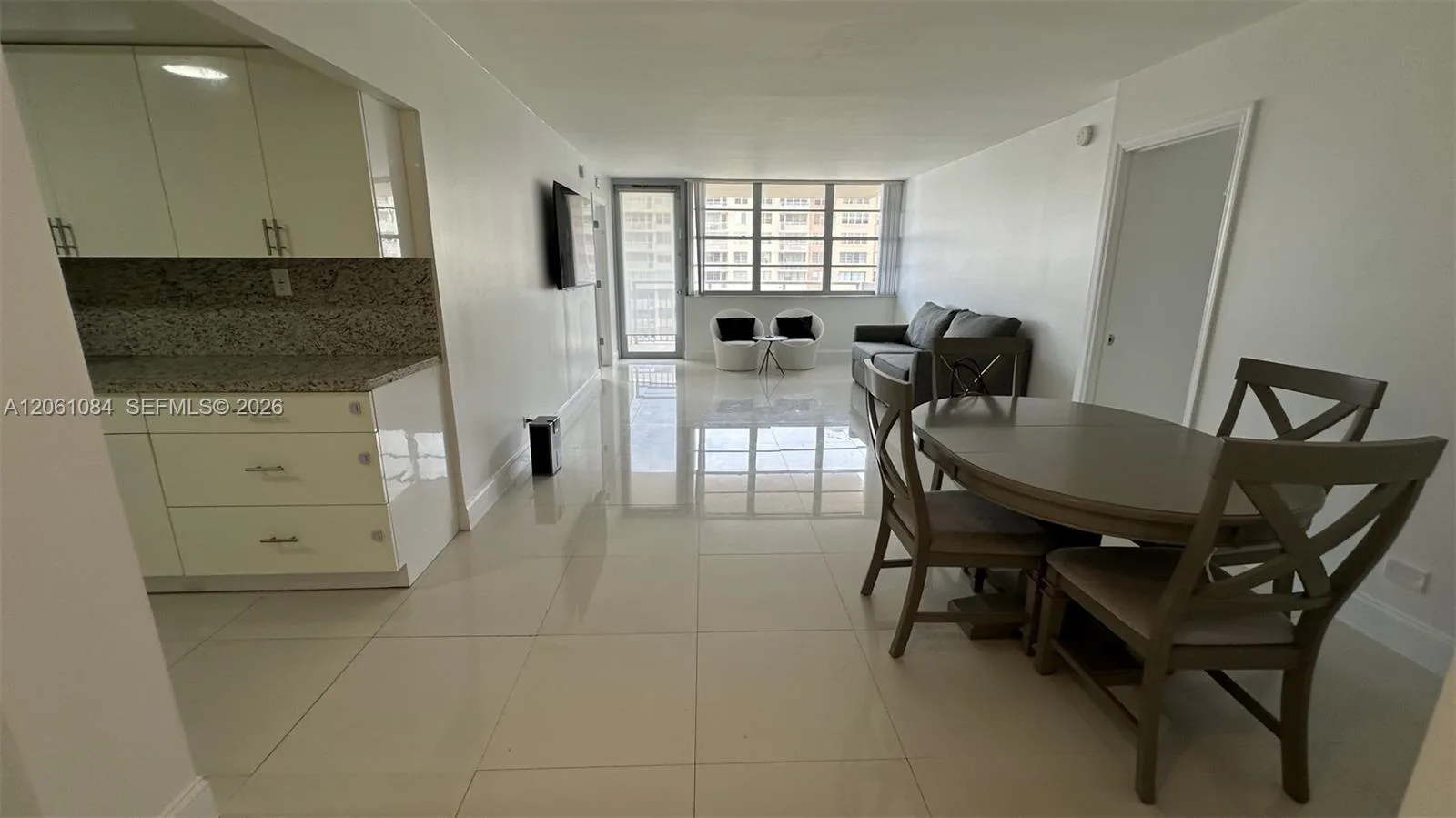 250 174th St # 1808, Sunny Isles Beach, FL 33160 photo 9