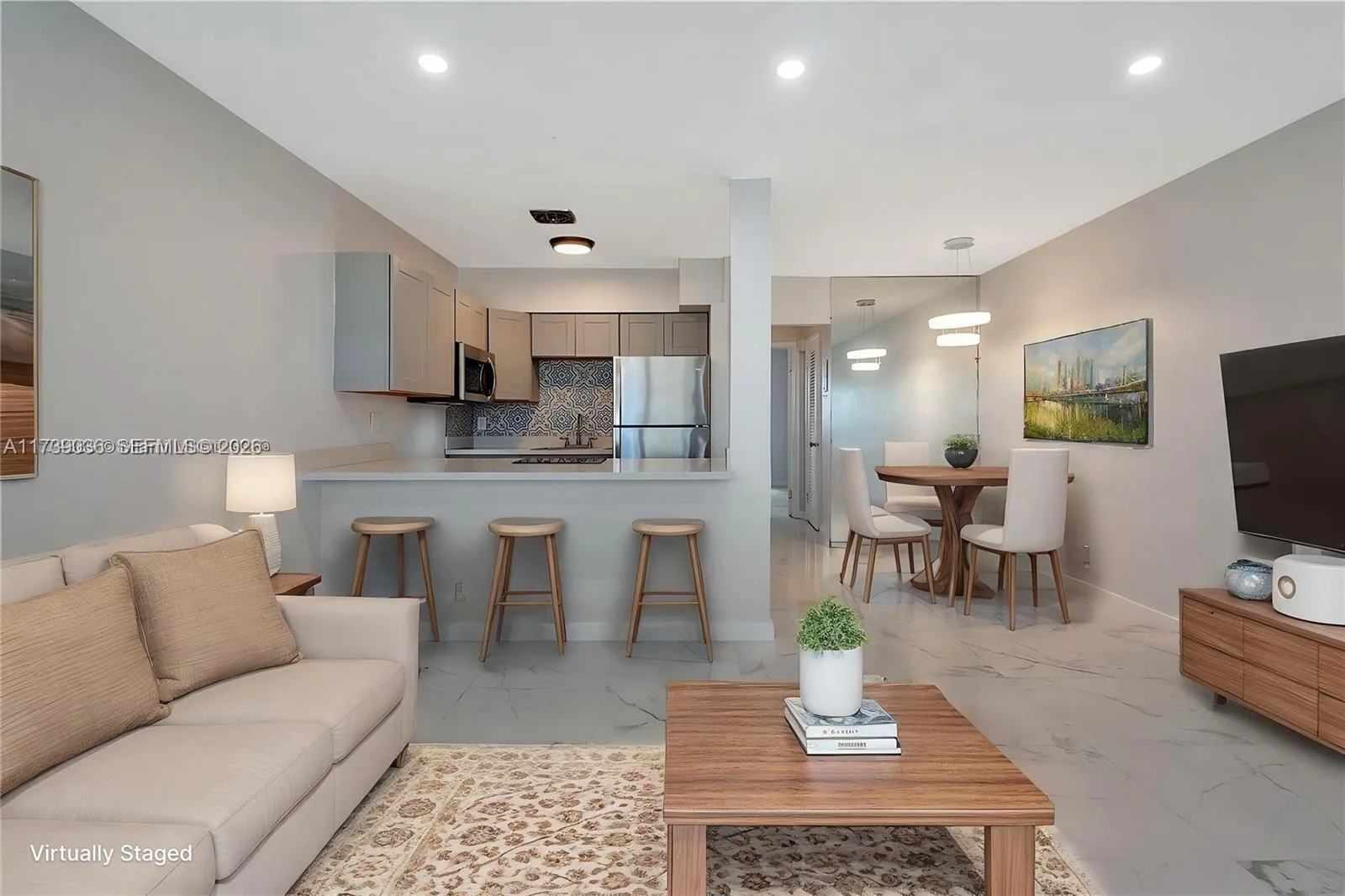 820 SW 11th Ave # 14B, Hallandale Beach, FL 33009