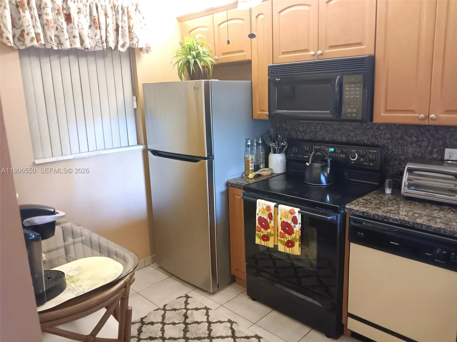 3545 NE 166th St # 306, North Miami Beach, FL 33160 — zdjęcie 3