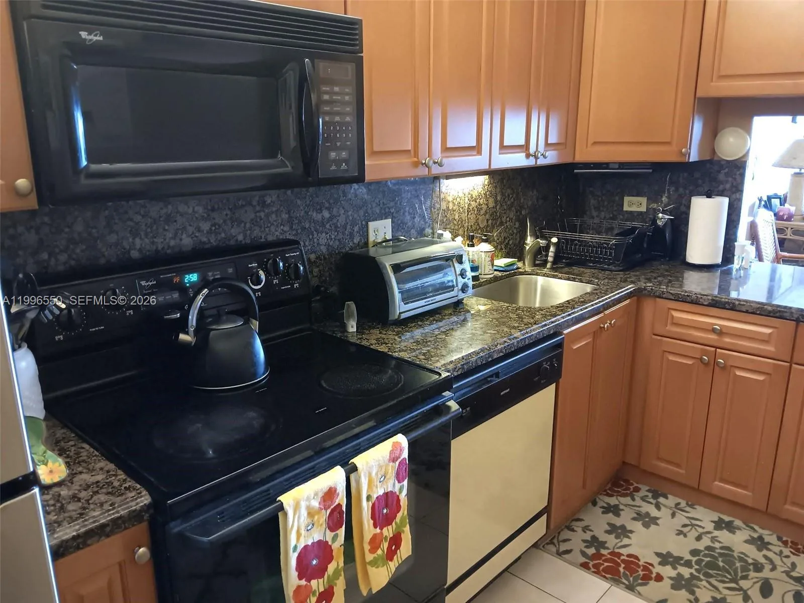 3545 NE 166th St # 306, North Miami Beach, FL 33160 — zdjęcie 4