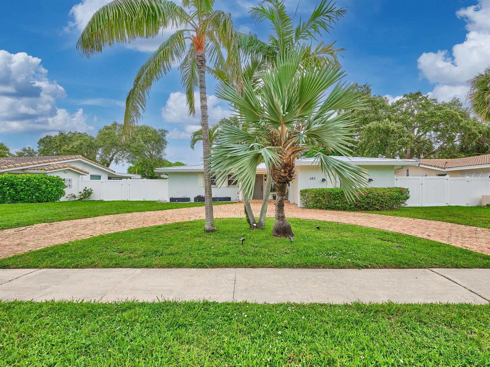 683 SW 2ND Street, Boca Raton, FL 33486 photo 6
