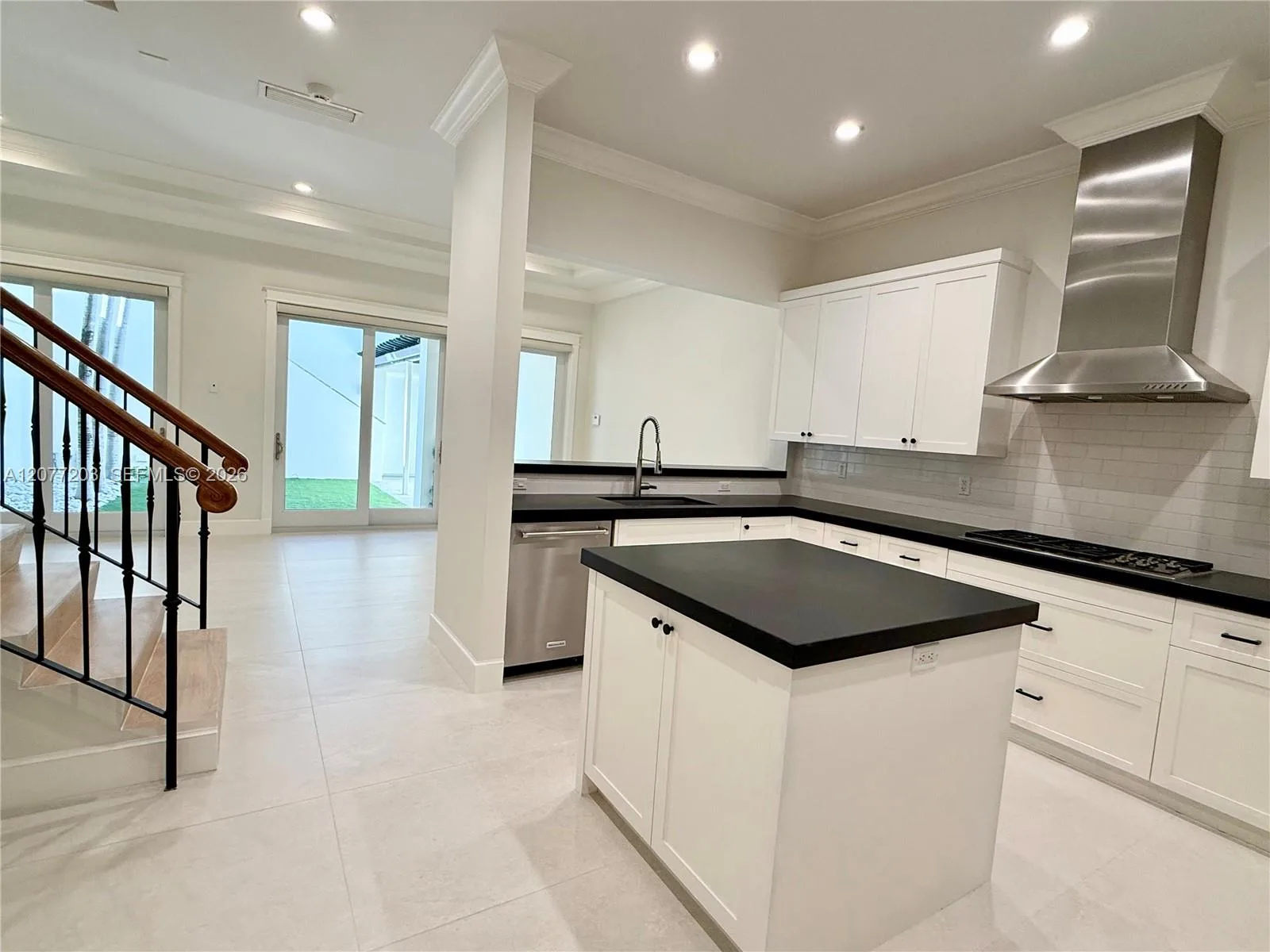 530 Valencia Ave # 3, Coral Gables, FL 33134 photo 10