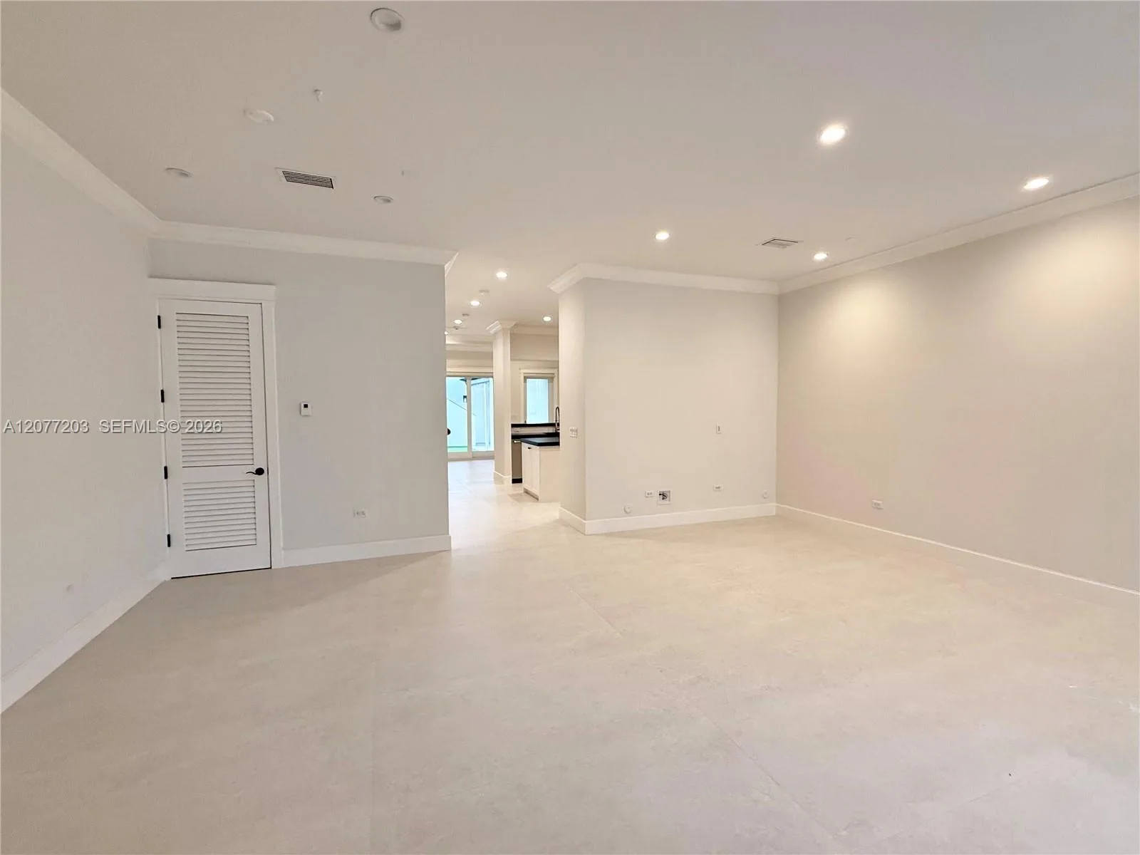530 Valencia Ave # 3, Coral Gables, FL 33134 photo 6
