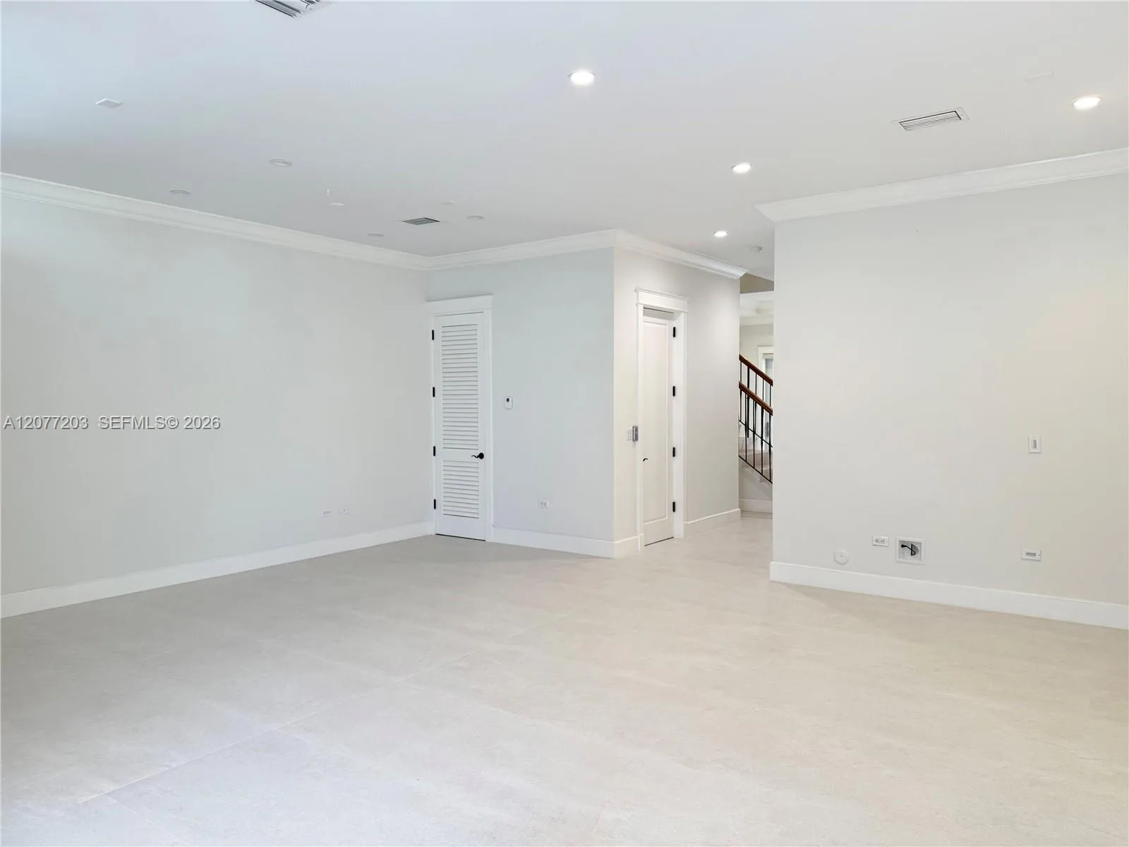 530 Valencia Ave # 3, Coral Gables, FL 33134 photo 8