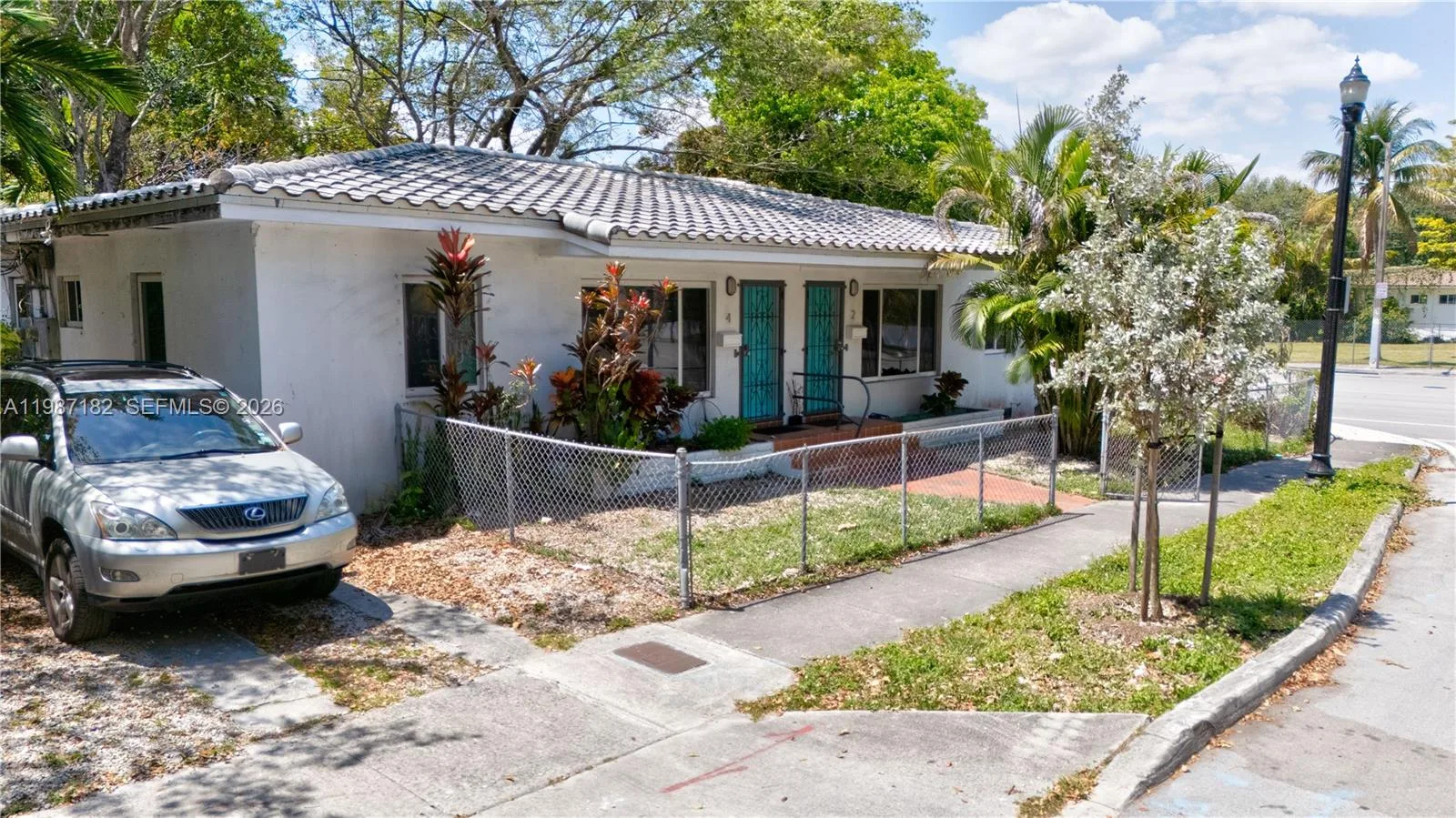 2 NE 45th St, Miami, FL 33137 photo 4