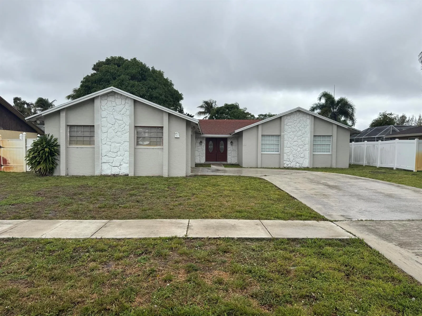 589 Cashiers Drive, West Palm Beach, FL 33413