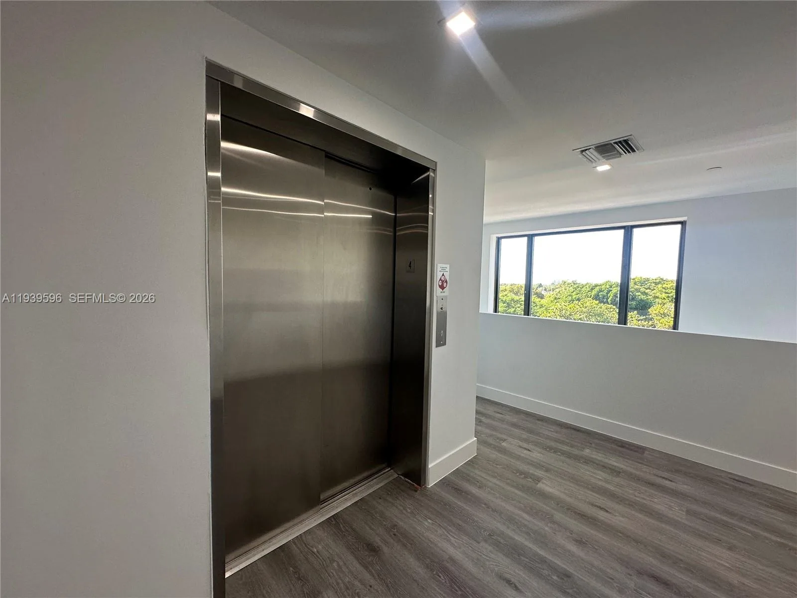20 NE 19th Ave # PH08, Pompano Beach, FL 33060 photo 9