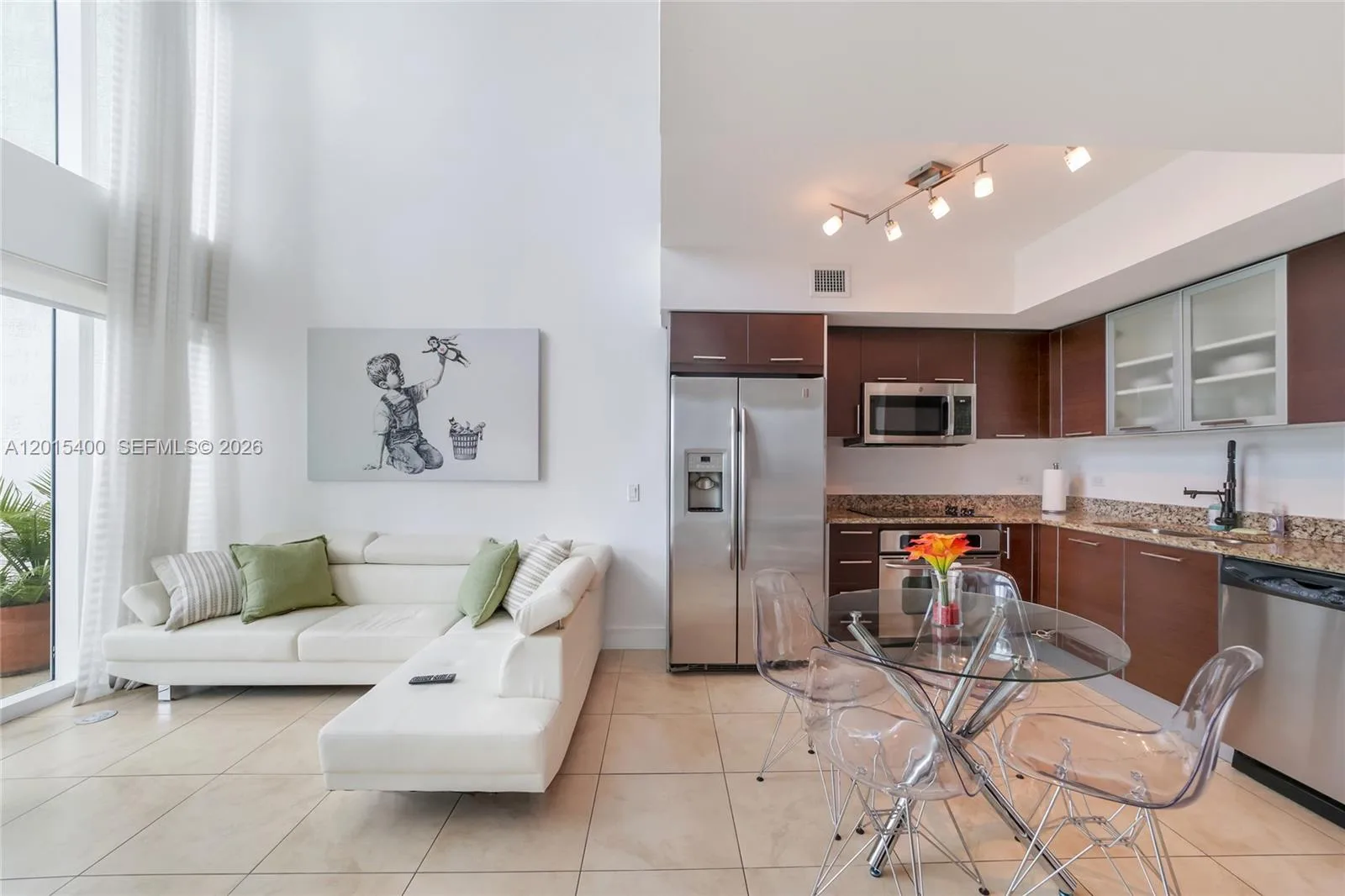 41 SE 5th St # 2410, Miami, FL 33131 photo 10