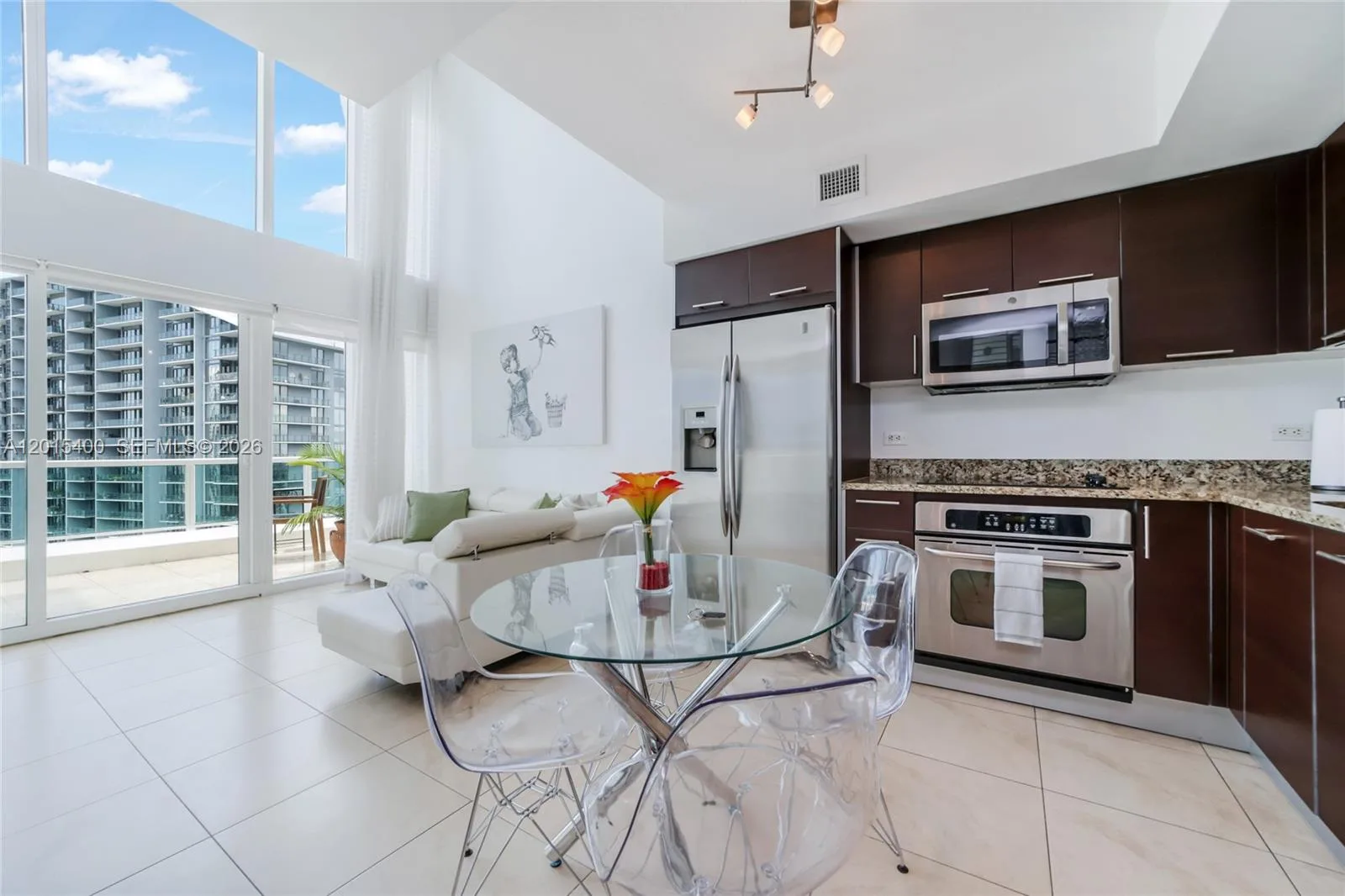 41 SE 5th St # 2410, Miami, FL 33131 photo 13