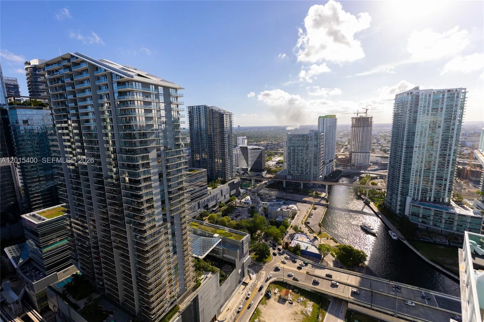 41 SE 5th St # 2410, Miami, FL 33131 photo 2