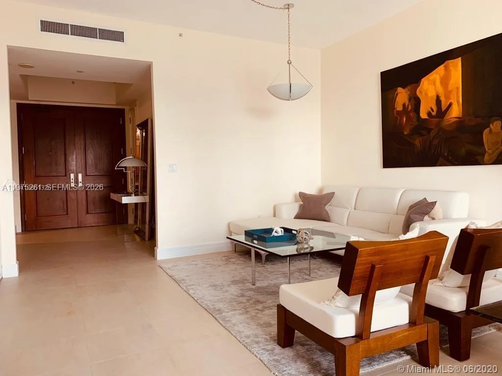 1425 Brickell Ave # 43D, Miami, FL 33131 photo 2