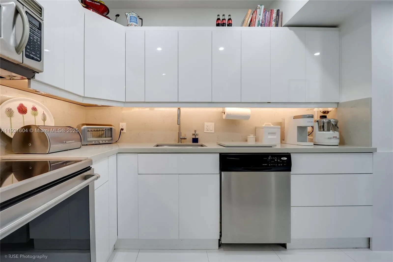 800 West Ave # PH43, Miami Beach, FL 33139 photo 9