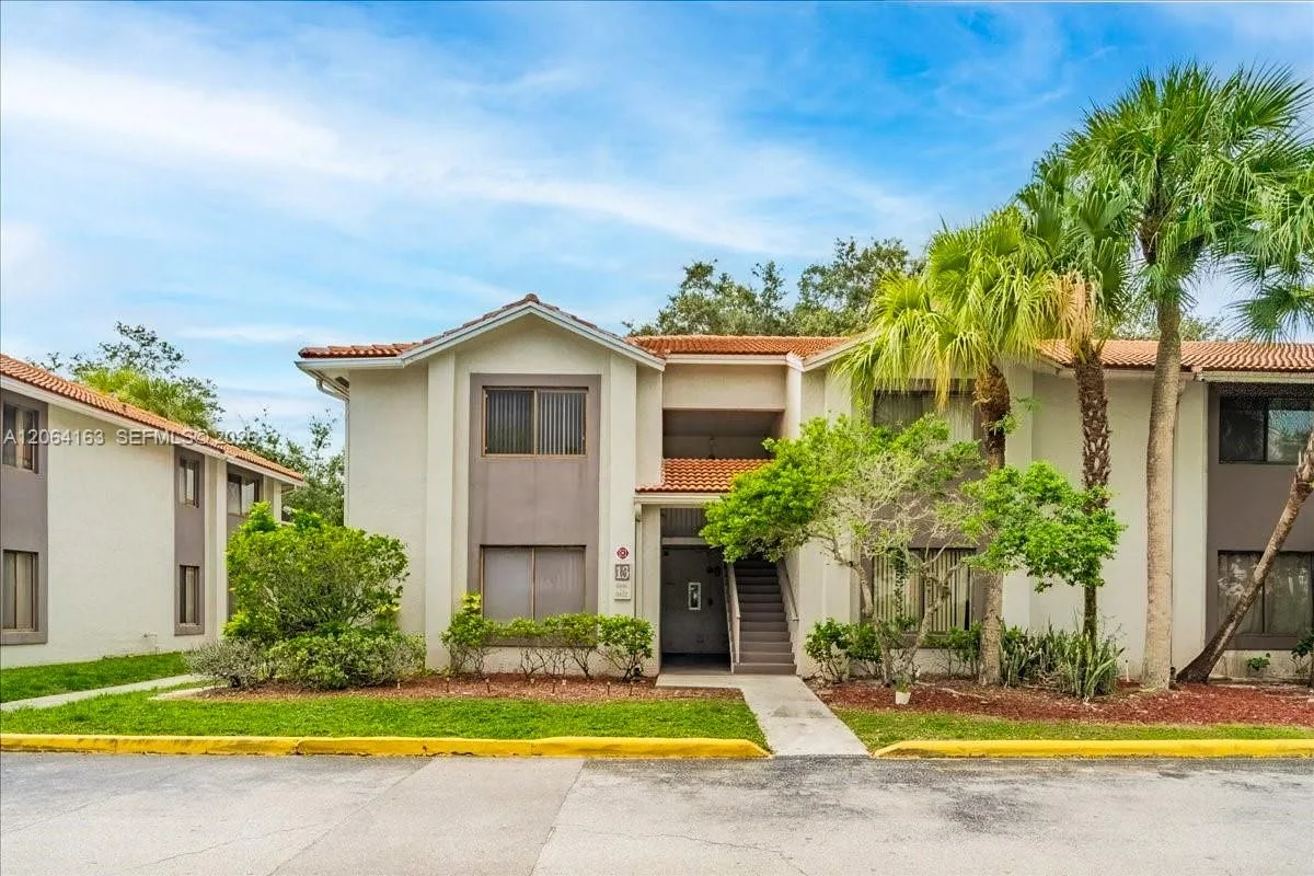 3212 Coral Lake Ln # 3212, Coral Springs, FL 33065