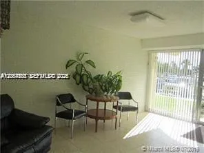 16701 NE 14th Ave # 203, Miami, FL 33162