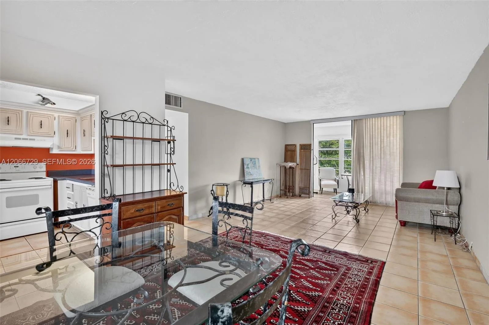 2811 Somerset Dr # 405, Lauderdale Lakes, FL 33311 photo 7