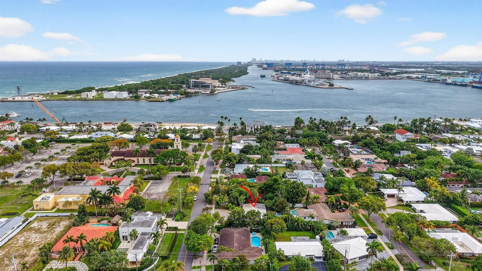 1935 SE 25th Avenue, Fort Lauderdale, FL 33316