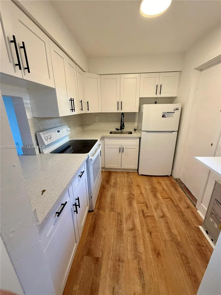 20200 NE 27th Ct # 6, Aventura, FL 33180