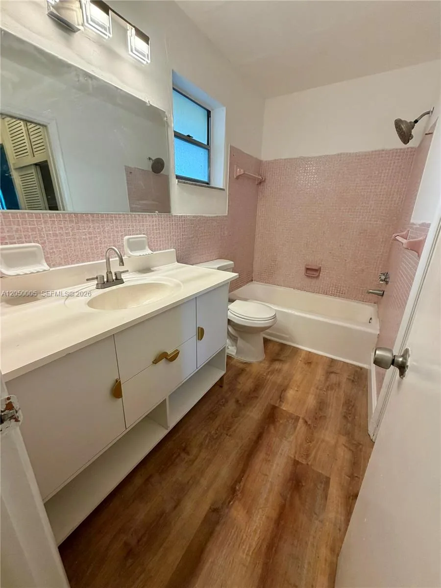 20200 NE 27th Ct # 6, Aventura, FL 33180 photo 3