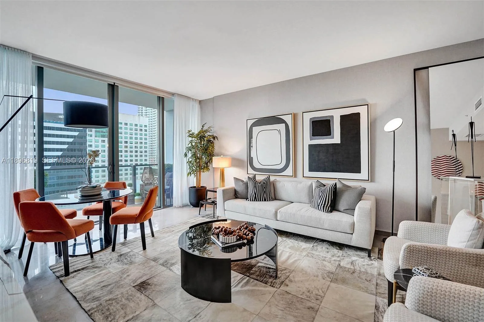 88 SW 7th St # 1408, Miami, FL 33130