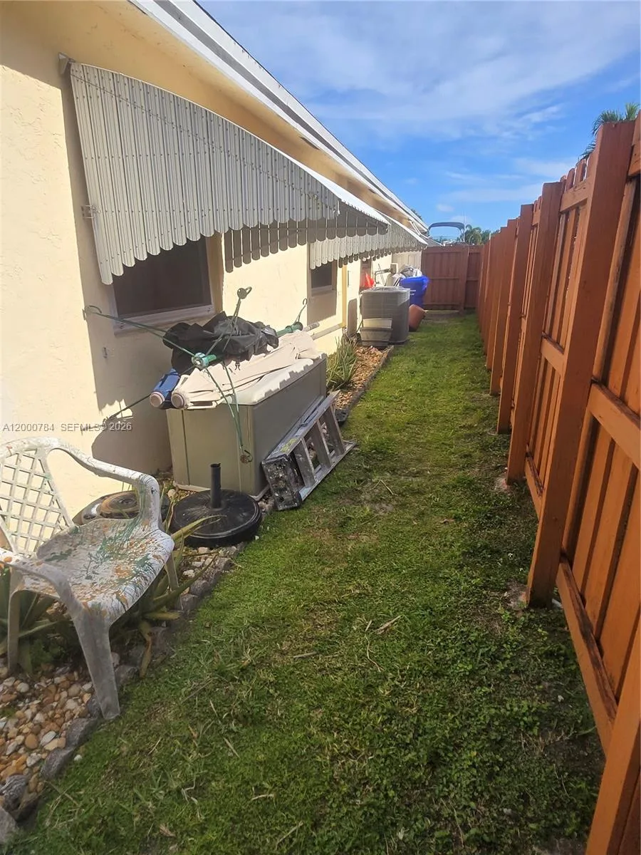 2635 Taylor St, Hollywood, FL 33020 photo 4