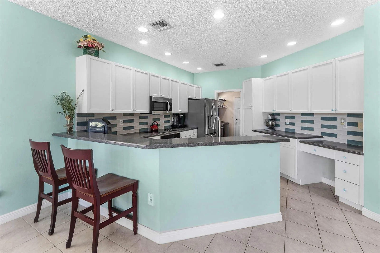 2129 RESTON Circle, Royal Palm Beach, FL 33411