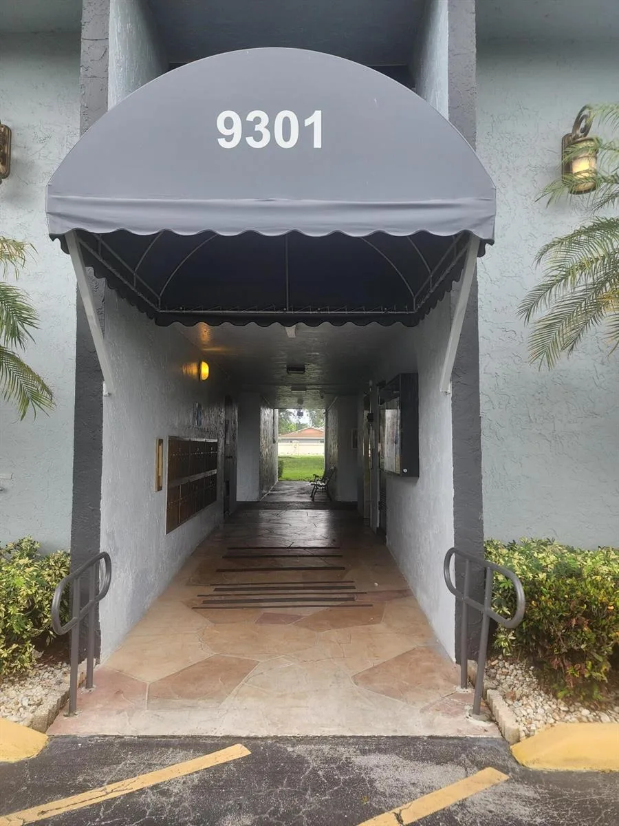 9301 LIME BAY Boulevard # 306, Tamarac, FL 33321