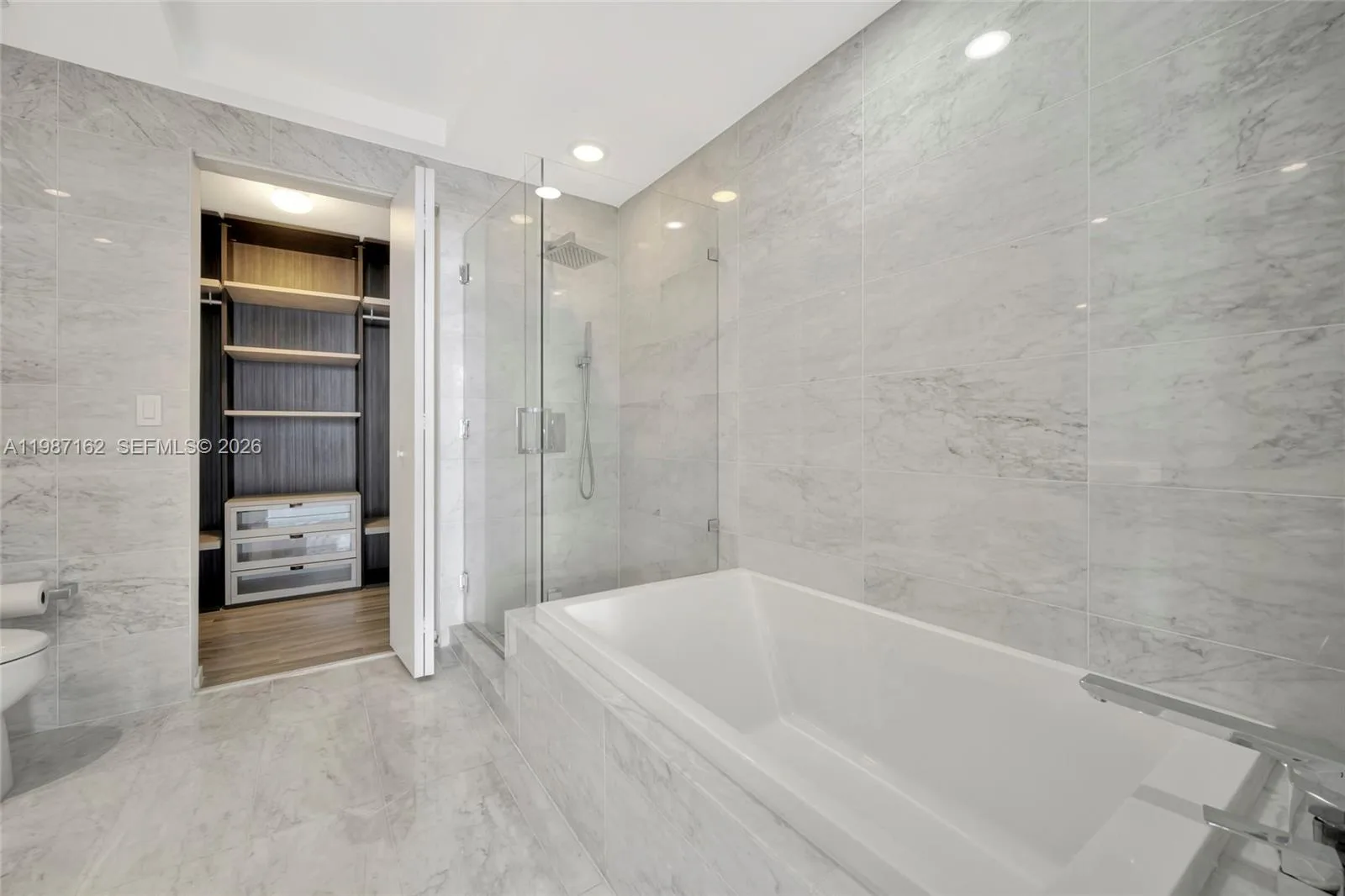 801 S Miami Ave # 2909, Miami, FL 33130 photo 13