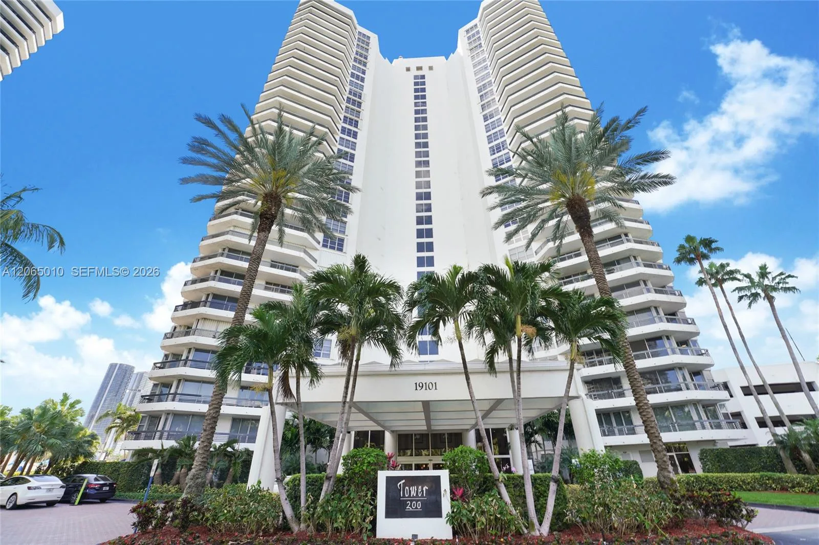 19101 NE 36th Ct # 705, Aventura, FL 33180 photo 6