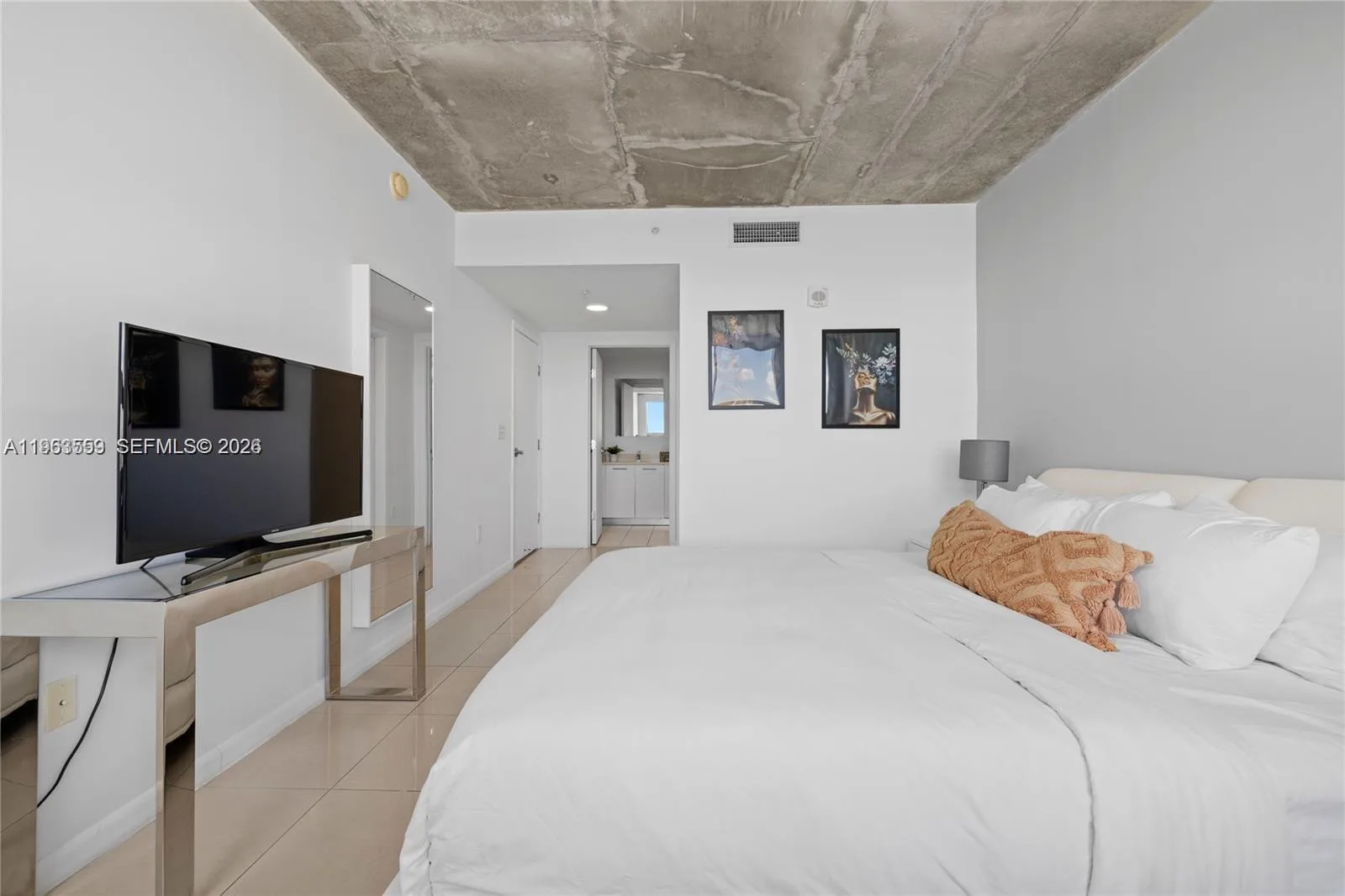 3250 NE 1st Ave # 1113, Miami, FL 33137 photo 13