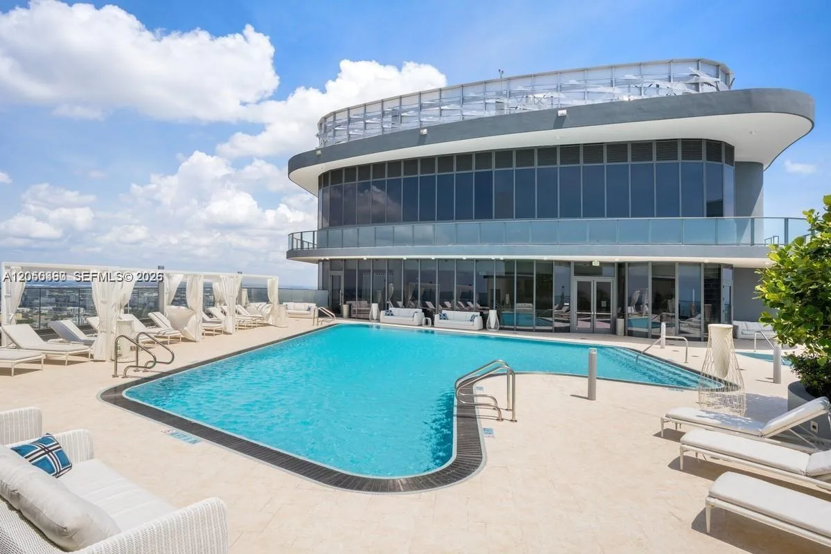 1000 Brickell Plaza # 3308, Miami, FL 33131