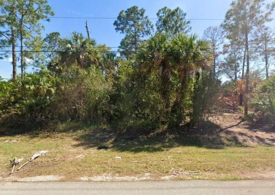 4240 34th Avenue SE, Naples, FL 34117