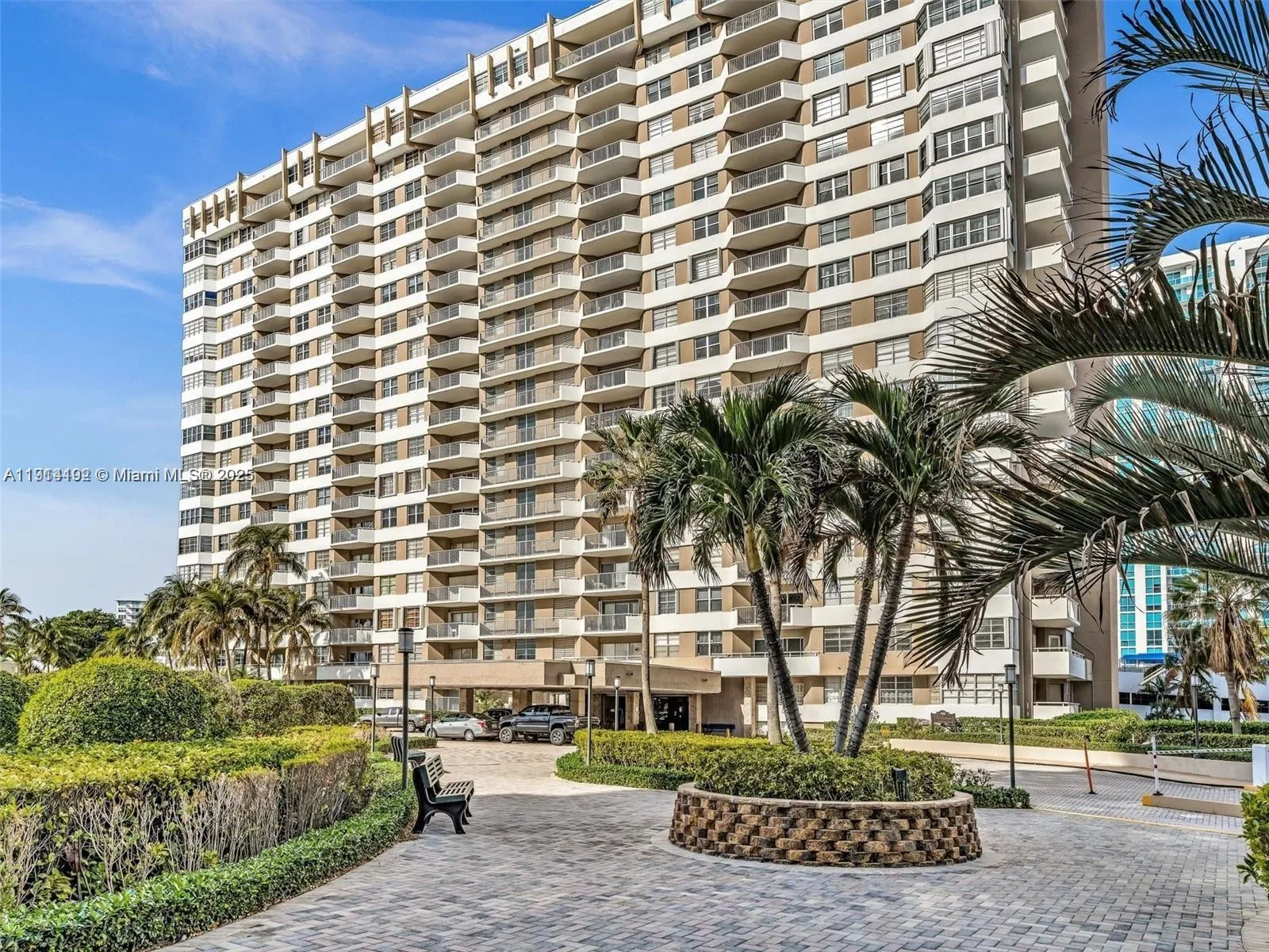 1965 S Ocean Dr # 10 M, Hallandale Beach, FL 33009