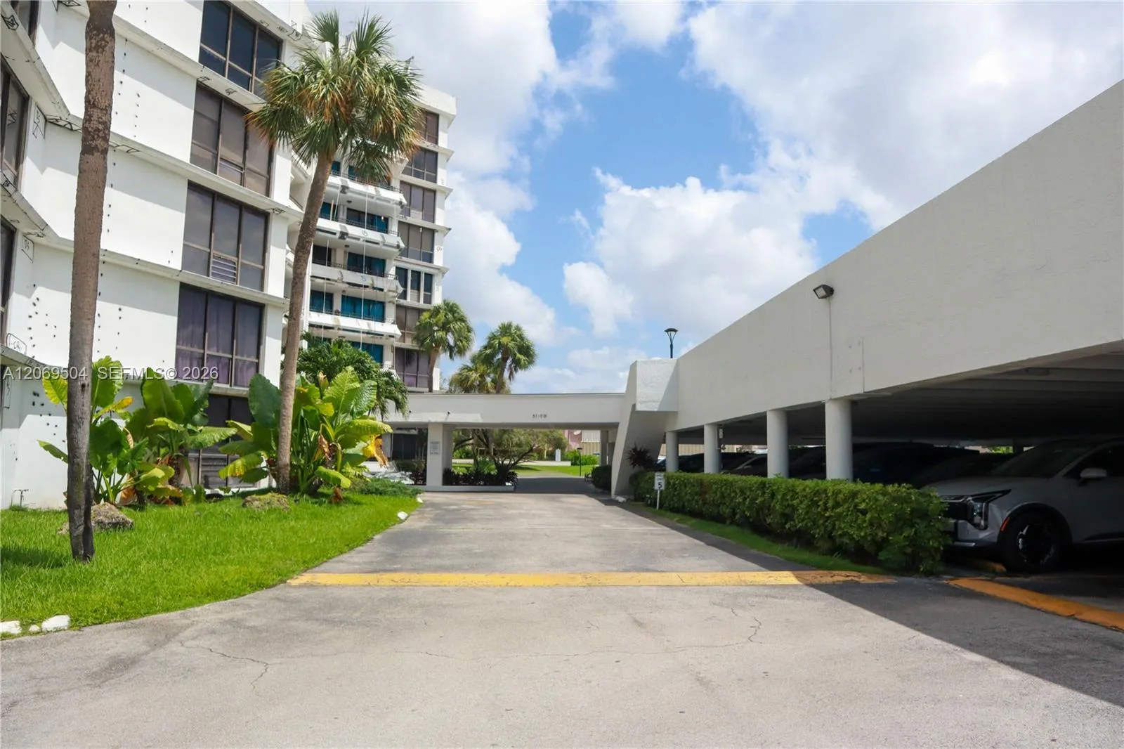 13951 Kendale Lakes Cir # 310A, Miami, FL 33183 photo 2