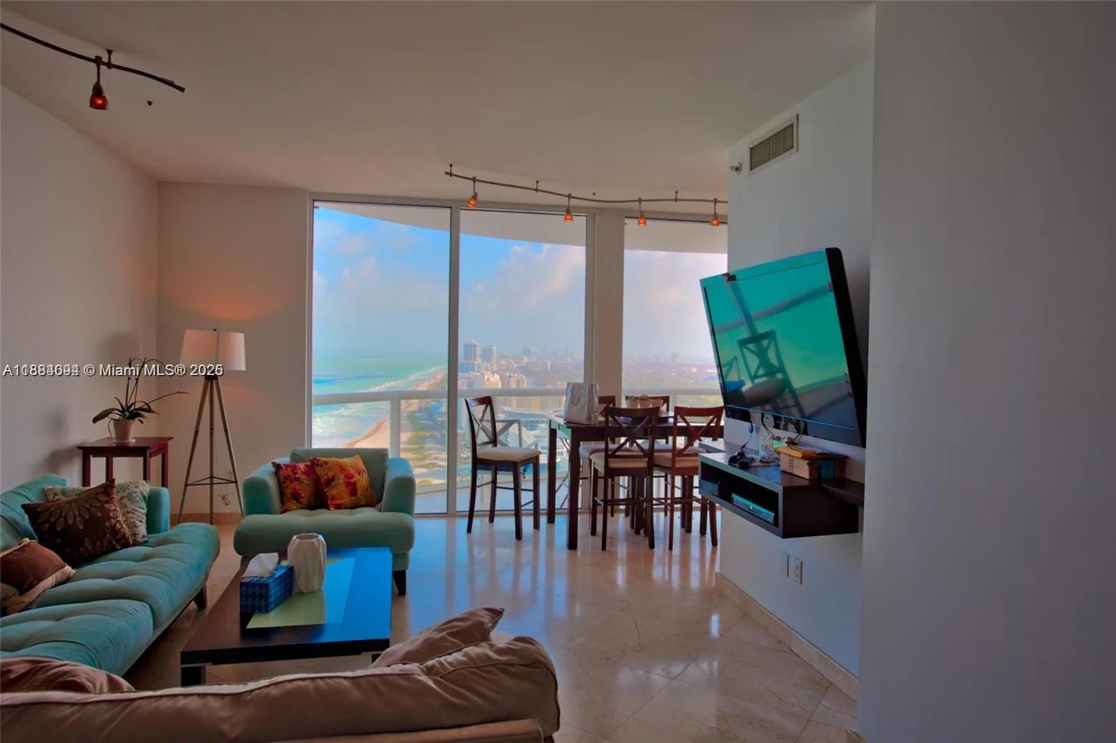 6365 Collins Ave # 4204, Miami Beach, FL 33141 photo 3
