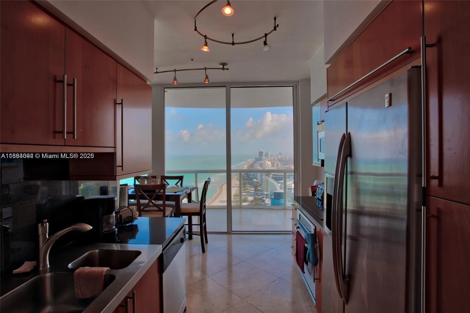 6365 Collins Ave # 4204, Miami Beach, FL 33141 photo 5